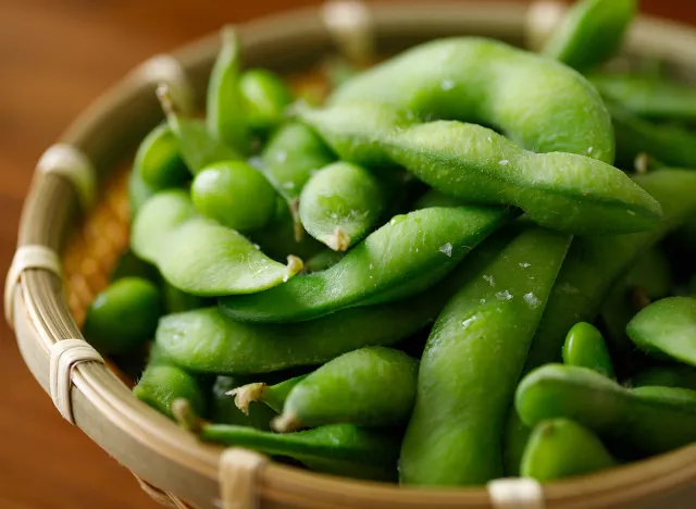 Edamame,boiled green soybeans with salt