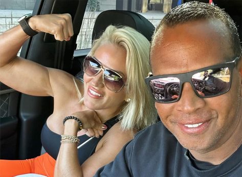 Alex Rodriguez's Girlfriend, Jaclyn Cordeiro, Shares "Friday Flex" Workout