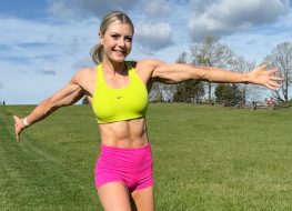 Andrea Simulus Reveals "Best Program for a Lean and Sculpted Body"