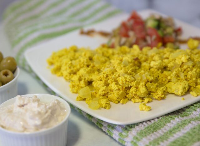 Scrambled tofu egg vegan breakfast