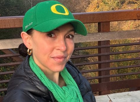 Coach Transformed Her Perimenopause with These 8 “Non-Negotiable” Habits