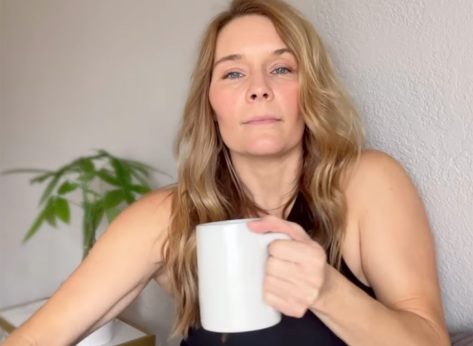 4 Protein Tricks That a Hormone Expert Swears By to Melt Perimenopause Weight