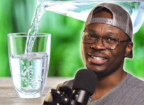 5 Ingredients to Add to Your Water to Lose Weight Fast