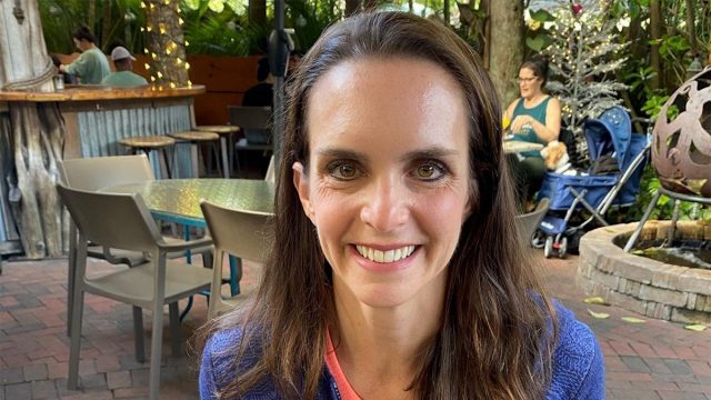 50-Year-Old Dietitian Reveals 6 Daily Meals That Maintain Her Lean Body