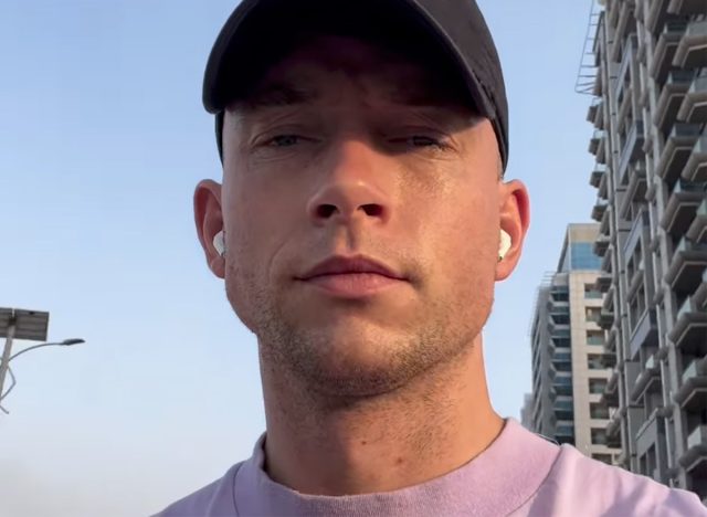 10 Foods This Fitness Coach Avoids to Stay Lean All Year Long