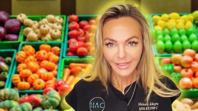 12 Best Anti-Aging Foods That Help You Look 10 Years Younger, Says a Longevity Expert