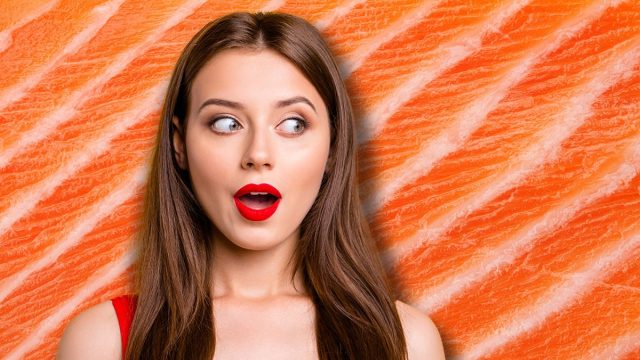 I’m a Dietitian and These Are 8 Clear Signs You’re Not Eating Enough Protein