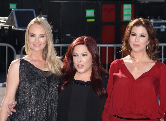 Wendy Wilson, Chynna Phillips, Carnie Wilson at the 2011 VH1 Do Something Awards, Hollywood Palladium, Hollywood, CA 08-14-11